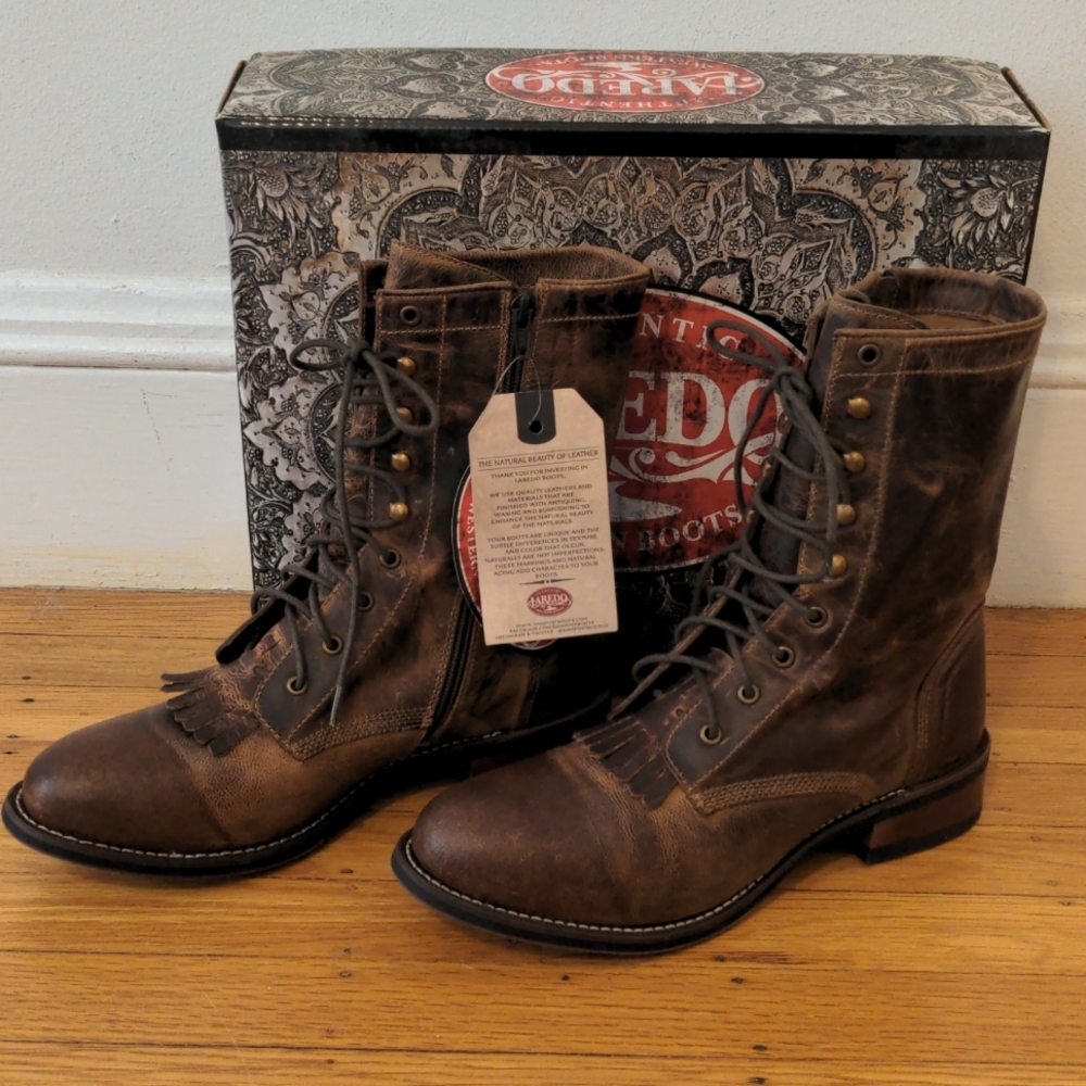 NWT Laredo women's Sara Rose boots, Tan/Brown burnished leather, size 10